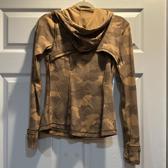 Lululemon Nulu Hooded Define Align Jacket 6 Camo Beige - Picture 9 of 11
